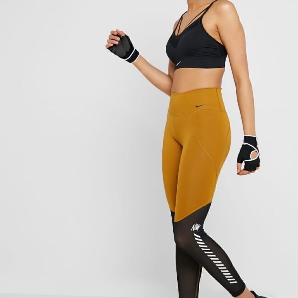 Nike Seamless Flyknit Sporrs Bra Light Support Dri-Fit Women's Size Small S - Picture 3 of 4